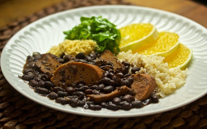 Descubra os Segredos da Feijoada Vegana: Um Clássico Reinventado