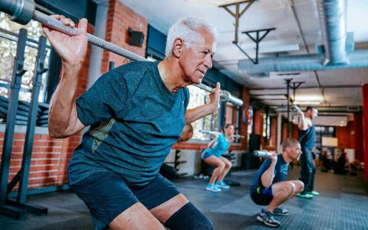 O Poder da musculacao na meia idade